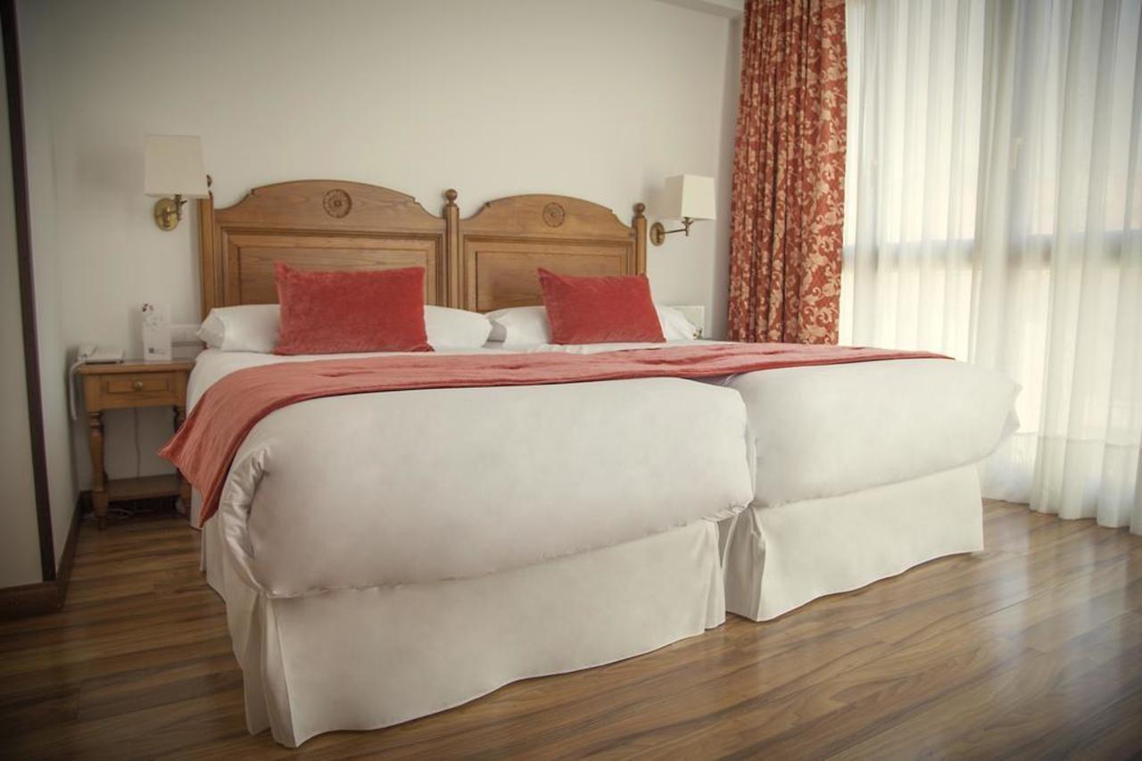 אסקראי Palacio Azcarate Hotel מראה חיצוני תמונה