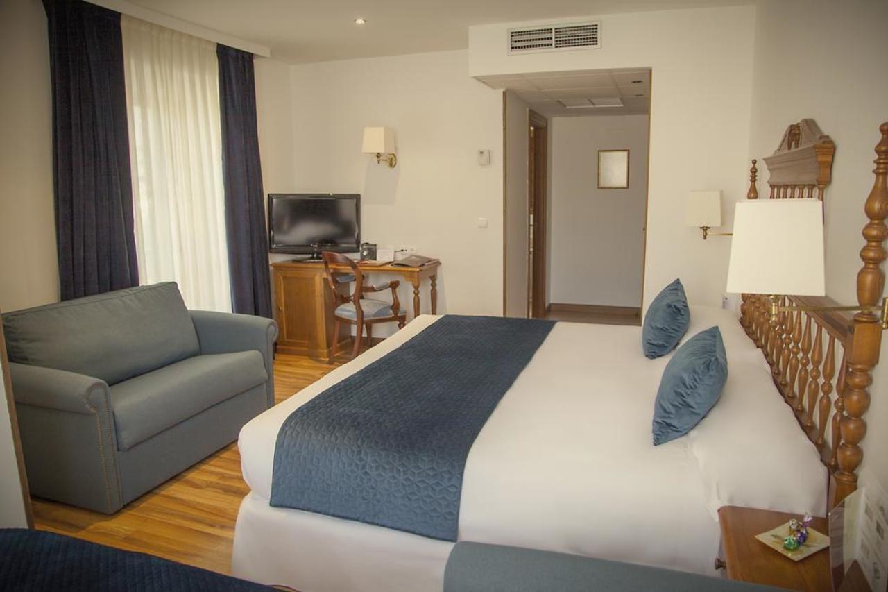 אסקראי Palacio Azcarate Hotel מראה חיצוני תמונה